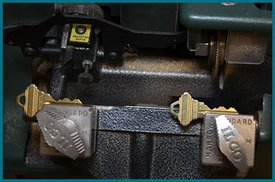 Father Son Locksmith Shop Riverview, FL 813-261-4768 Father Son Locksmith Shop Riverview, FL 813-261-4768 - 65-14